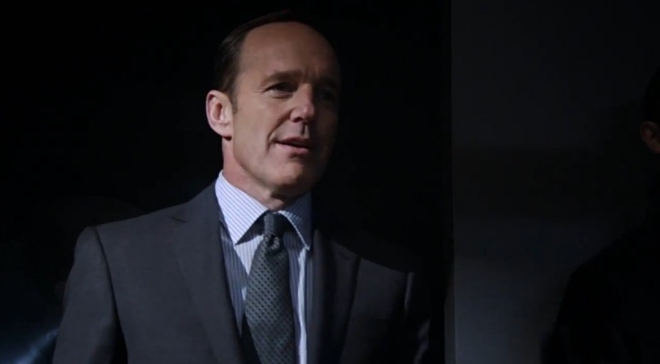Agent Coulson steps into the light in the opening moments of Agents of S.H.I.E.L.D. (Source: ScreenCrush)