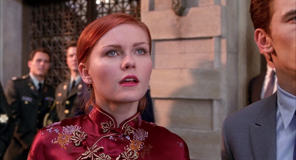 Mary Jane Watson (Kirsten Dunst) is a fashion criminal.
