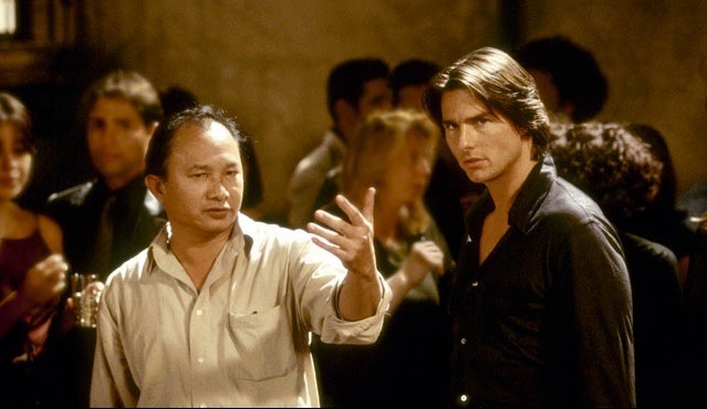 John Woo saat menyutradarai Mission Impossible II.